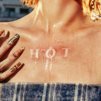 LE SSERAFIM - HOT (2025)[FLAC][44.1kHz][24bit]